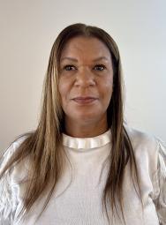 Photo of Tracey Thacker